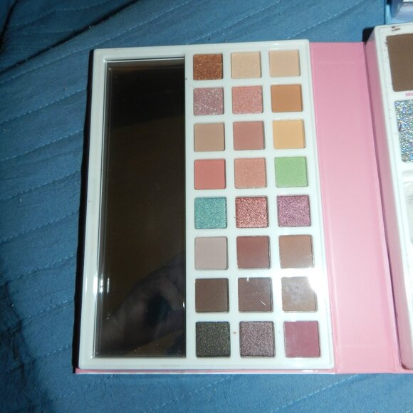 New Complete Eye Kits Vegan Cruelty free 25 Pc set 🆕NWT - Picture 4 of 13